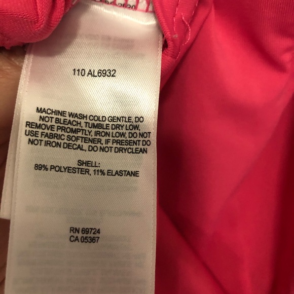 COLUMBIA pink w/ black & white motif  pin tank top - Picture 3 of 4